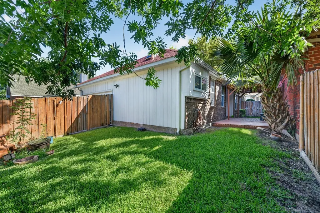 2136 Arbor Creek Drive Carrollton TX 75010