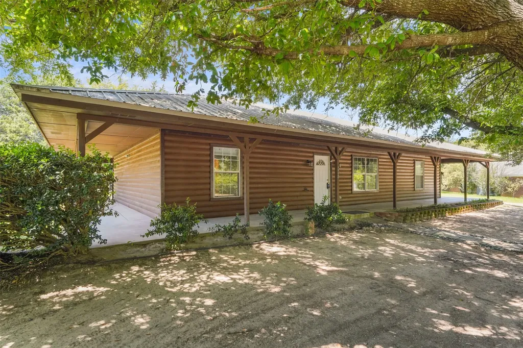 1112 Caprice Drive Grand Saline TX 75140