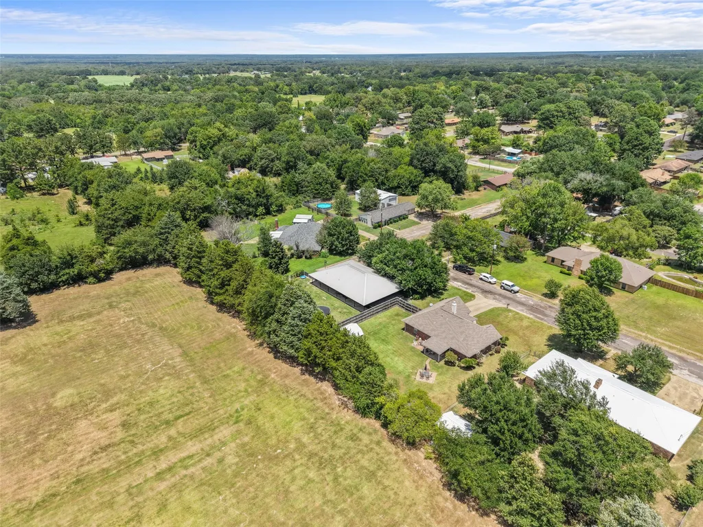 1112 Caprice Drive Grand Saline TX 75140