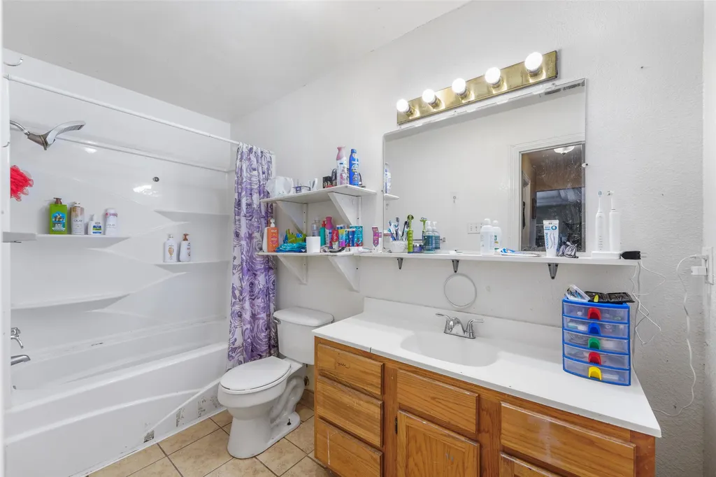 1112 Caprice Drive Grand Saline TX 75140