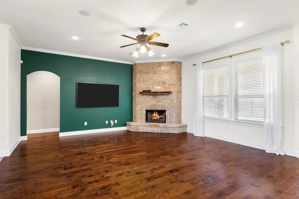 2304 Augustine Waco TX 76712