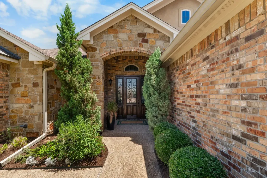 2304 Augustine Waco TX 76712