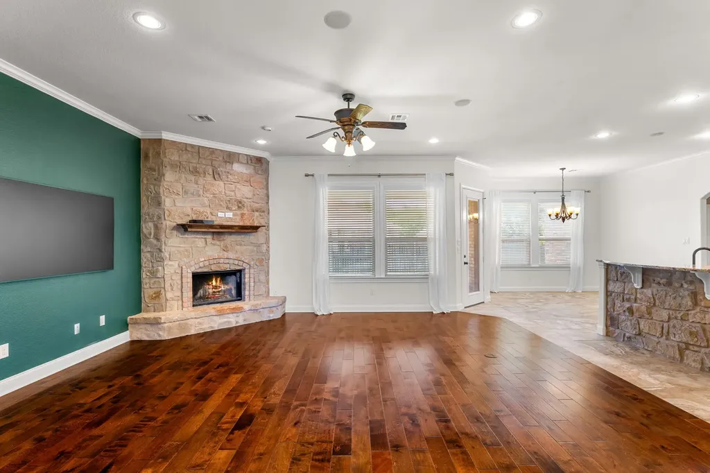 2304 Augustine Waco TX 76712