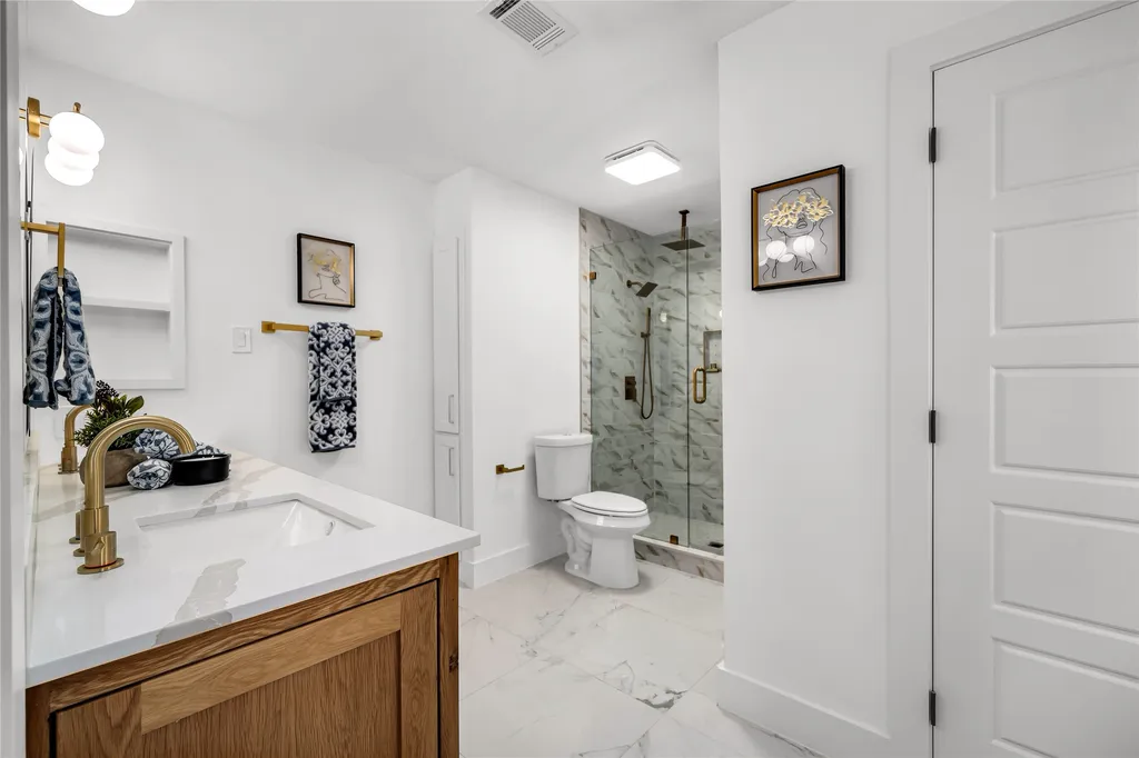 4109 Candlenut Lane Dallas TX 75244