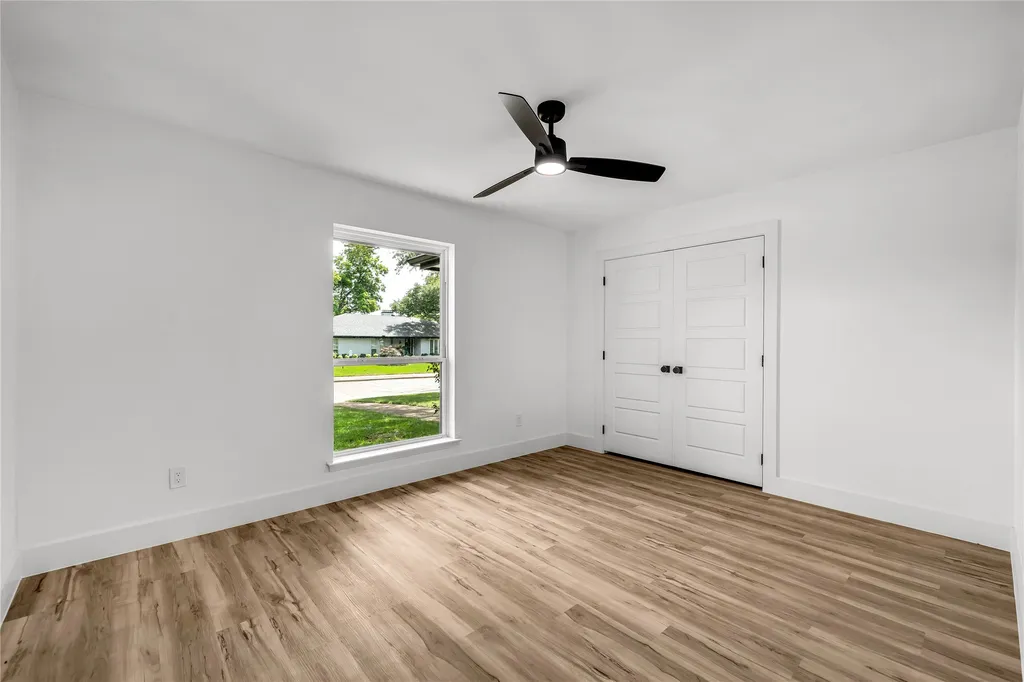 4109 Candlenut Lane Dallas TX 75244