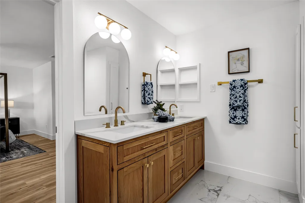 4109 Candlenut Lane Dallas TX 75244