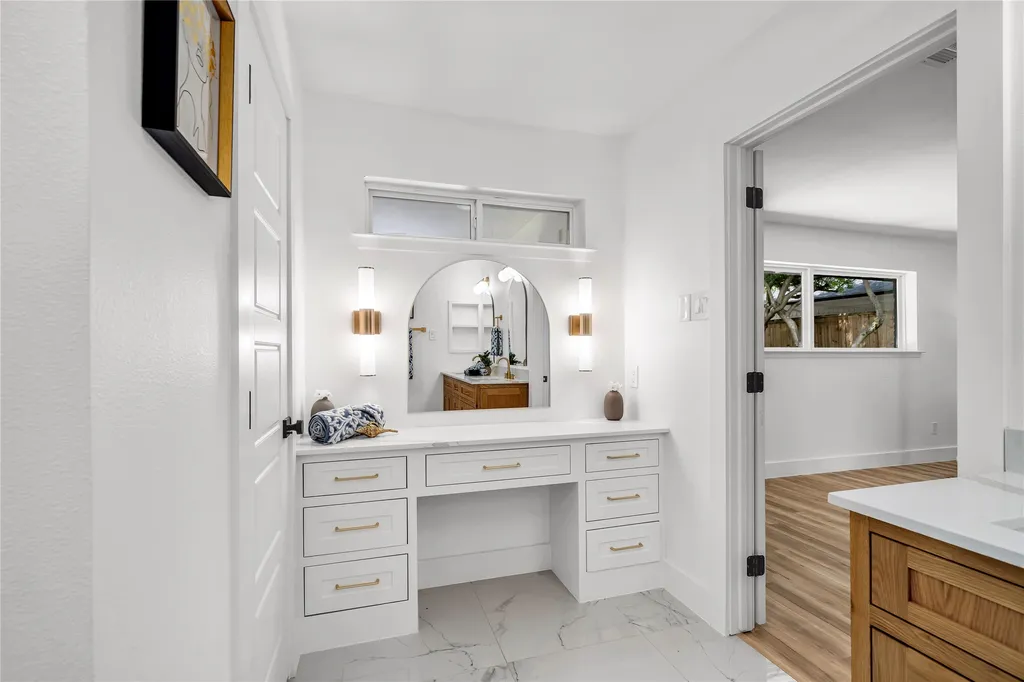 4109 Candlenut Lane Dallas TX 75244