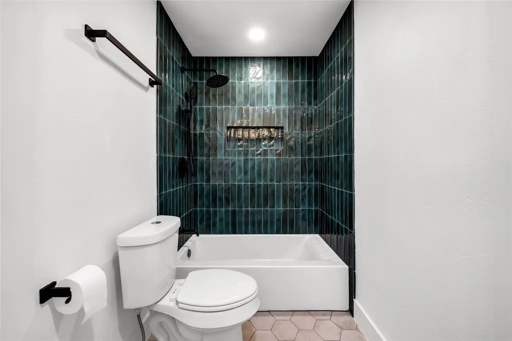 4109 Candlenut Lane Dallas TX 75244
