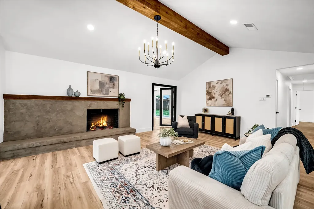 4109 Candlenut Lane Dallas TX 75244