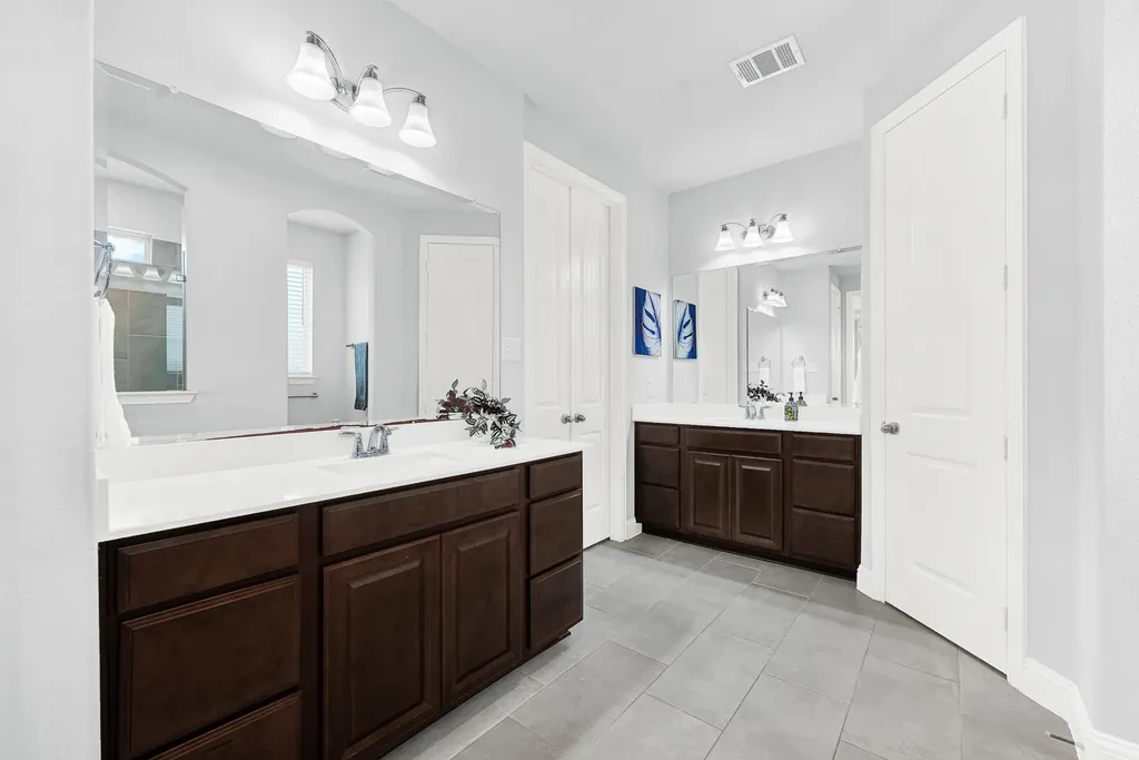 295 Crystal Cove Sunnyvale TX 75182