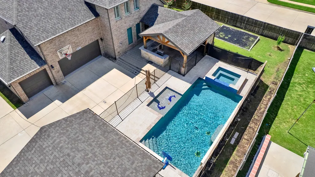 295 Crystal Cove Sunnyvale TX 75182