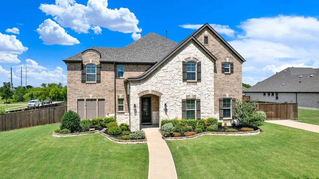 295 Crystal Cove Sunnyvale TX 75182