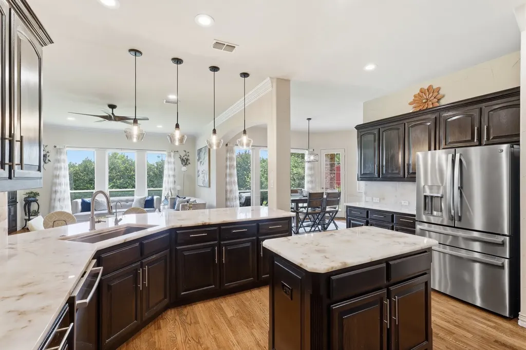 8208 Barrymoore Lane Plano TX 75025