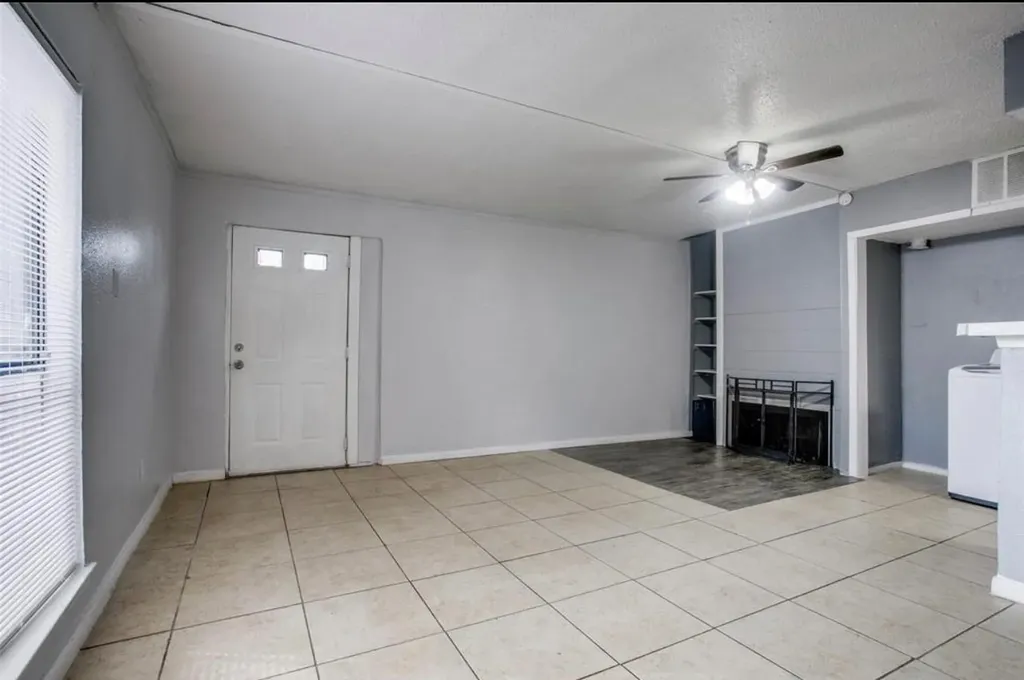 7152 Fair Oaks Avenue Dallas TX 75231