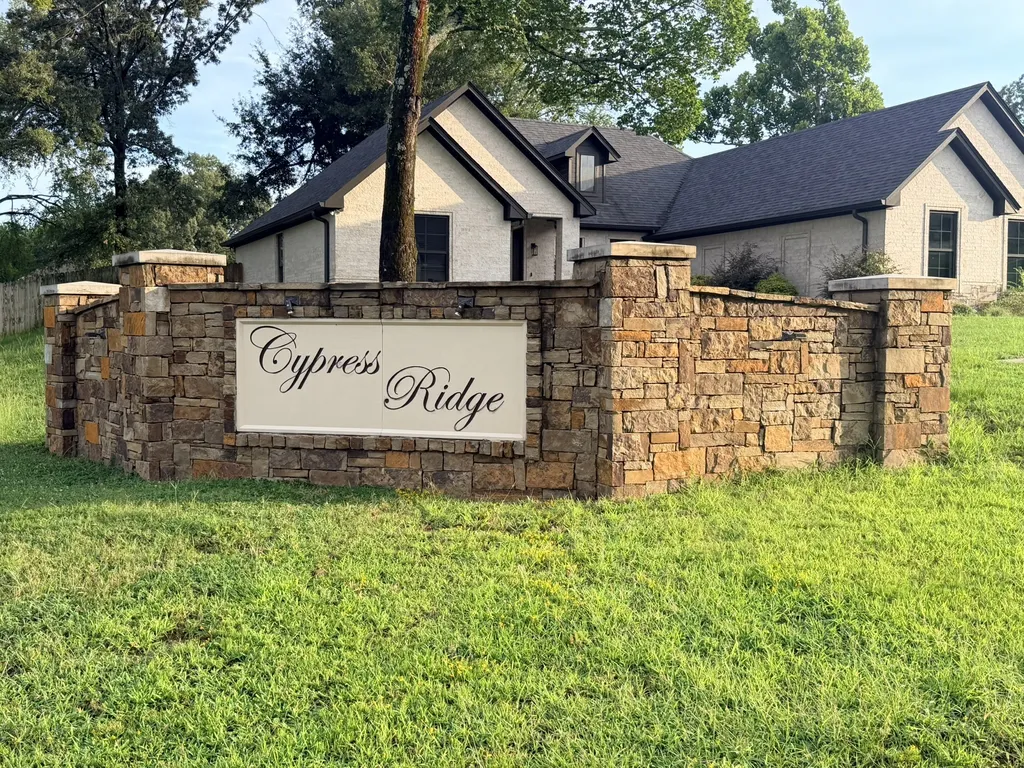 12335 Oak Grove Drive Tyler TX 75706