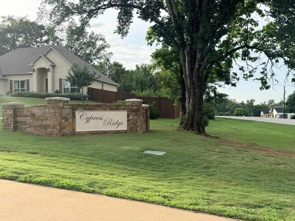 12335 Oak Grove Drive Tyler TX 75706