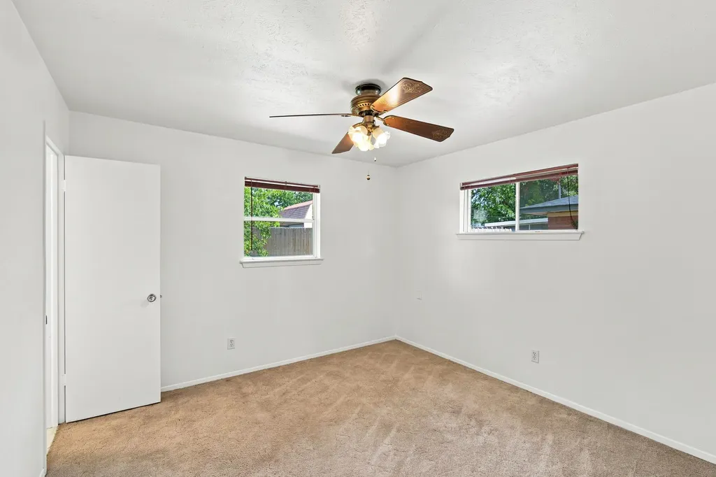 1508 Hillside Drive Midlothian TX 76065