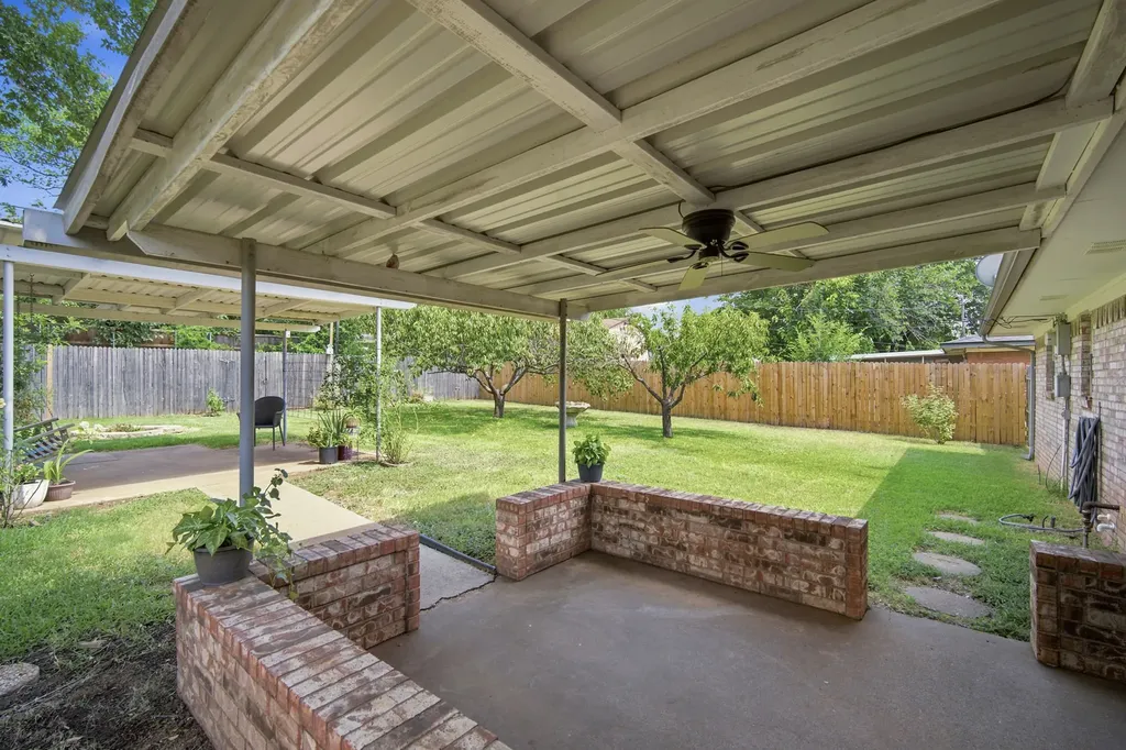 1508 Hillside Drive Midlothian TX 76065