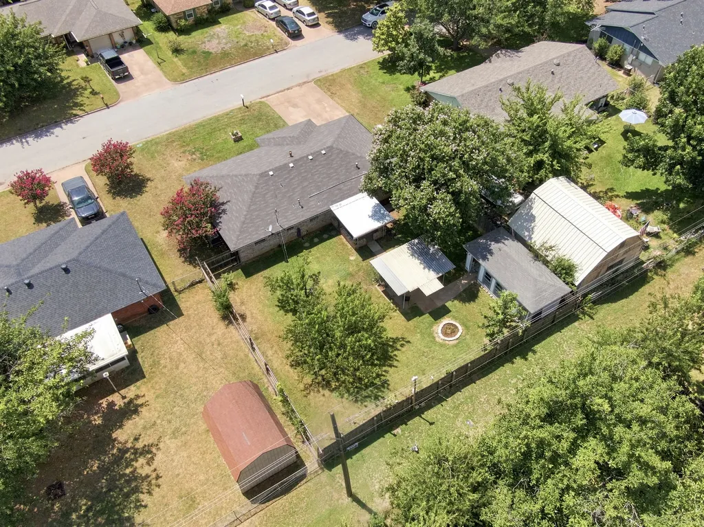 1508 Hillside Drive Midlothian TX 76065