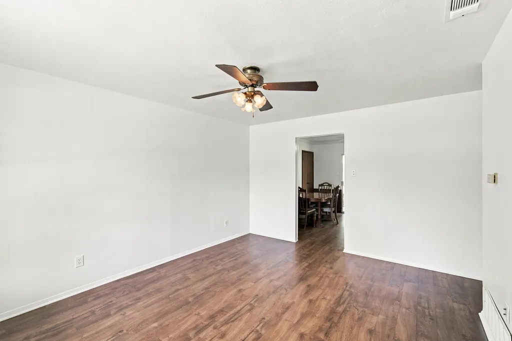 1508 Hillside Drive Midlothian TX 76065