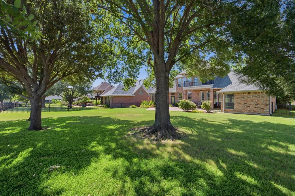 869 Thomas Crossing Drive Fort Worth TX 76028