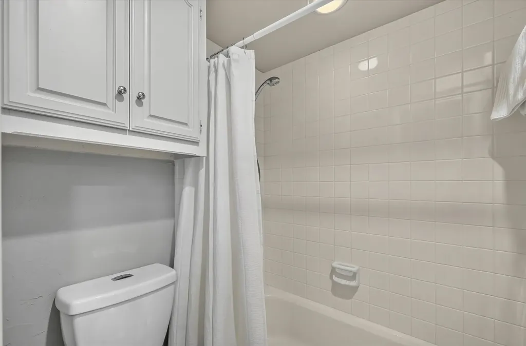 4827 Sandestin Drive Dallas TX 75287