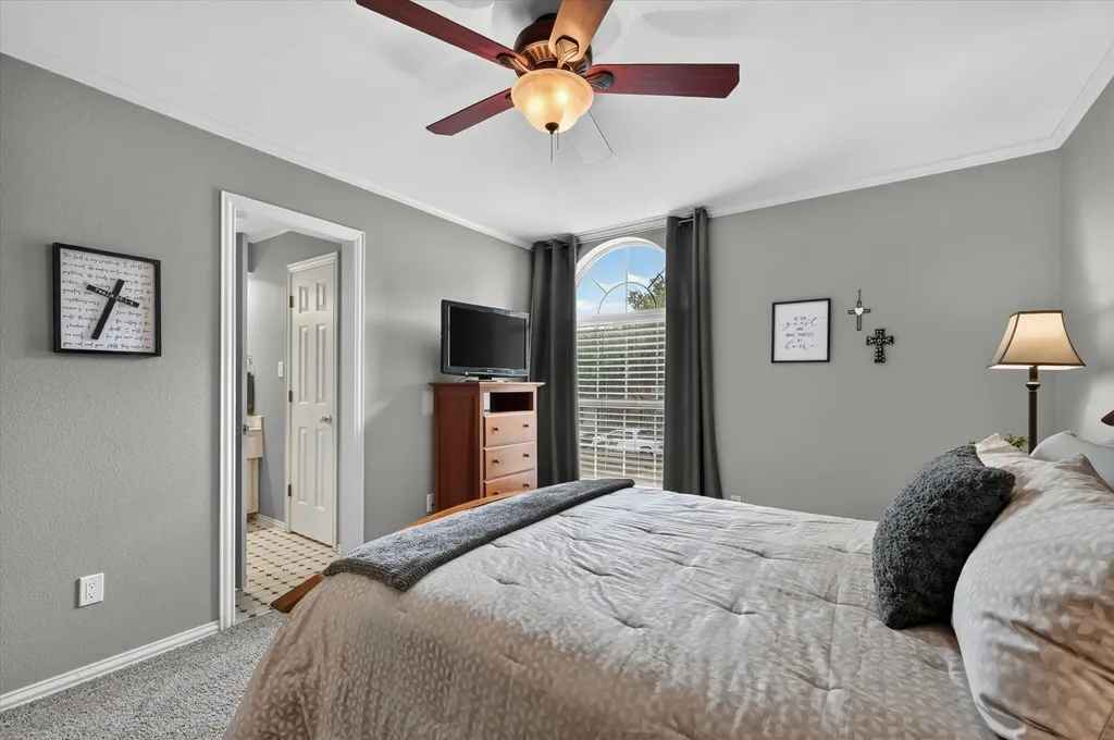 4827 Sandestin Drive Dallas TX 75287
