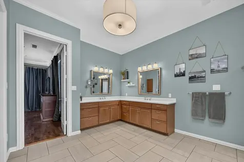 4827 Sandestin Drive Dallas TX 75287