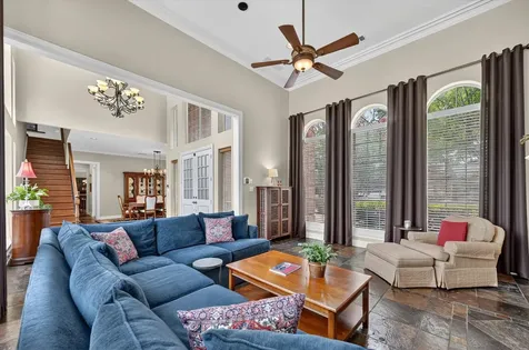 4827 Sandestin Drive Dallas TX 75287