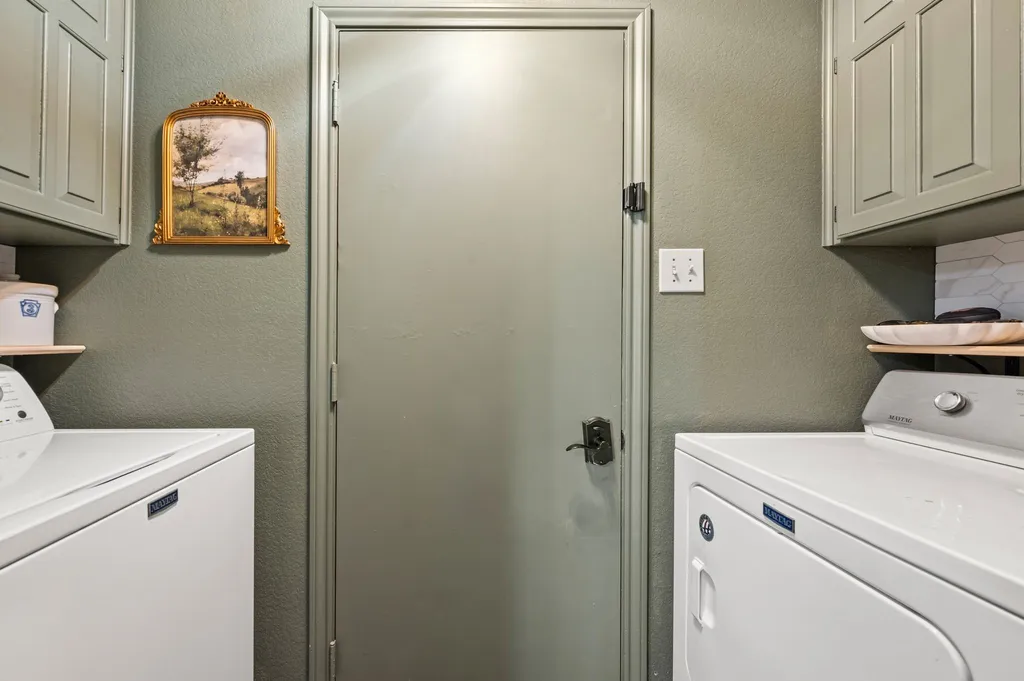 1337 Storm Drive Bedford TX 76022