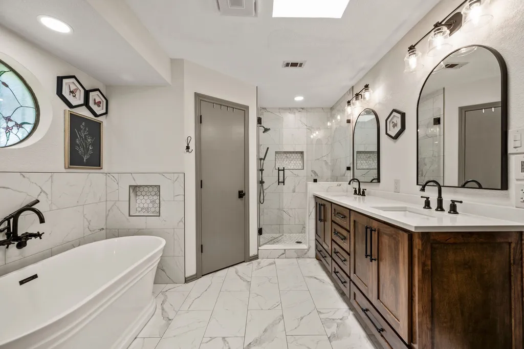 1337 Storm Drive Bedford TX 76022
