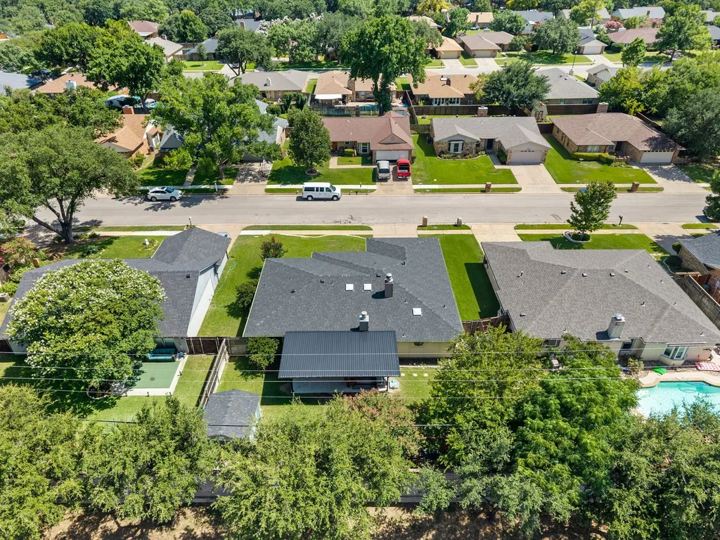 1337 Storm Drive Bedford TX 76022