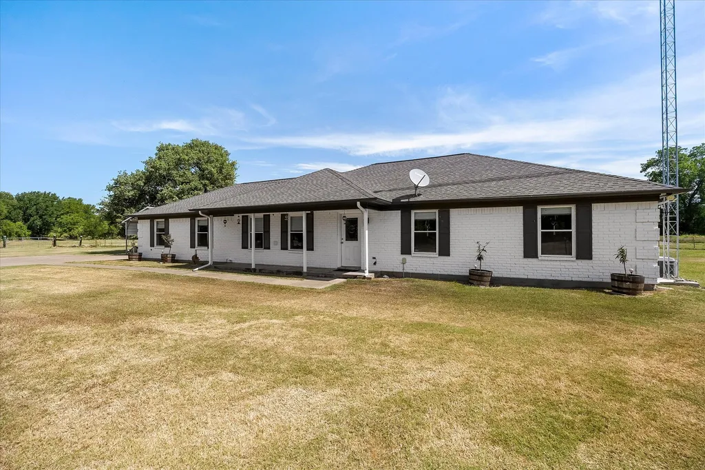 5848 County Road 283 Kaufman TX 75142