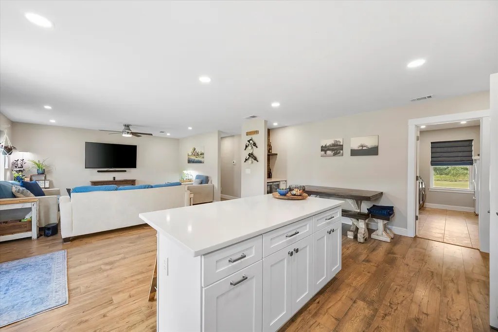 5848 County Road 283 Kaufman TX 75142