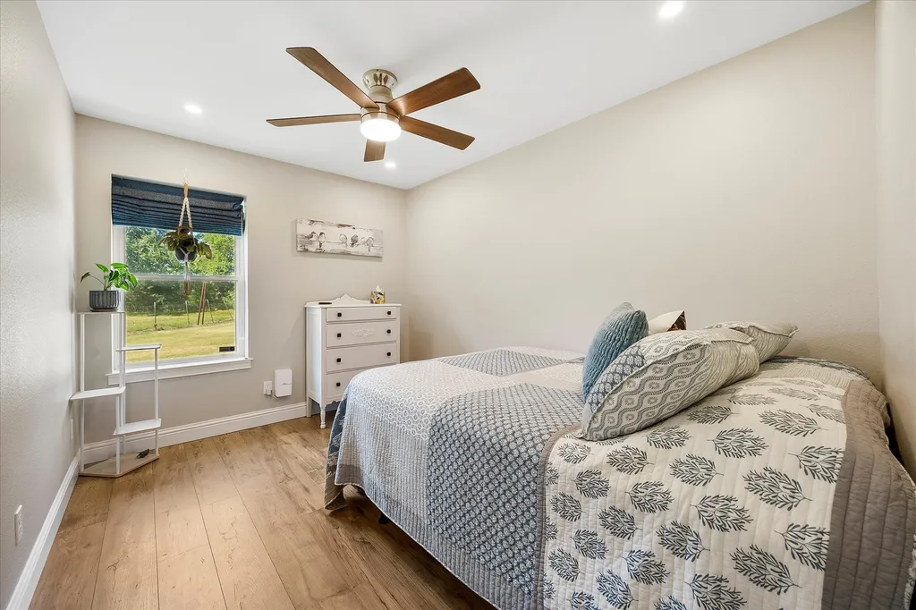 5848 County Road 283 Kaufman TX 75142