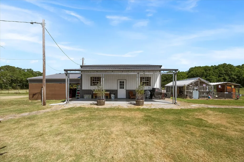 5848 County Road 283 Kaufman TX 75142