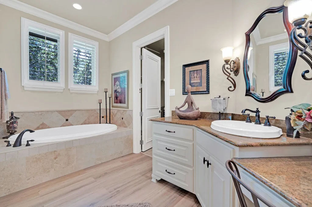 1811 Magic Valley Lane Cedar Hill TX 75104
