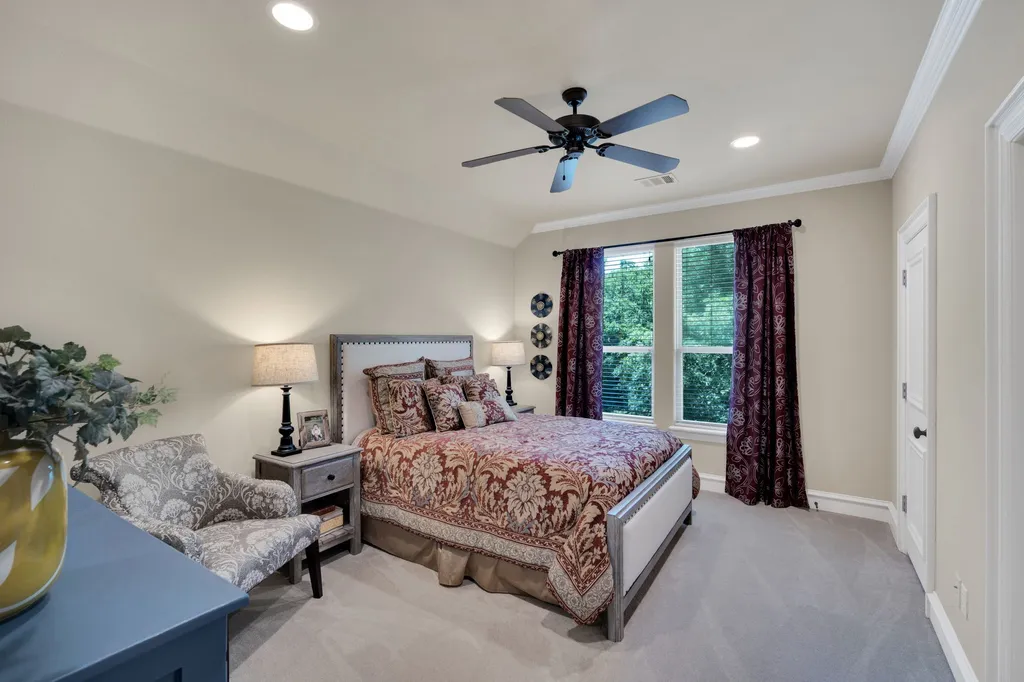 1811 Magic Valley Lane Cedar Hill TX 75104