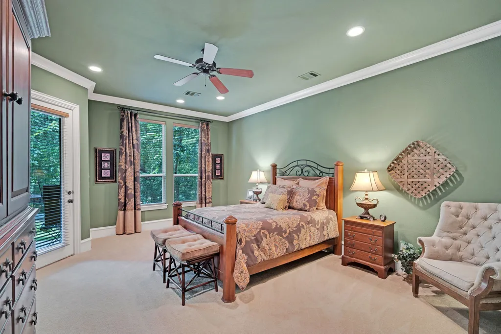 1811 Magic Valley Lane Cedar Hill TX 75104