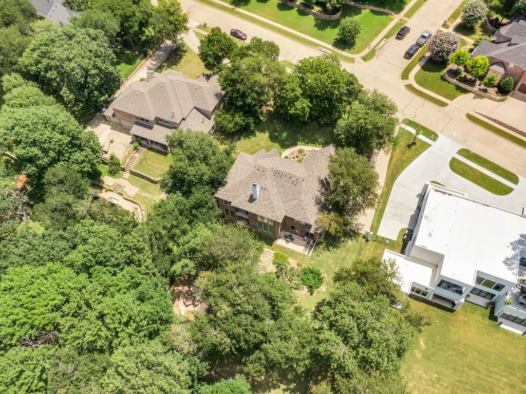 1811 Magic Valley Lane Cedar Hill TX 75104