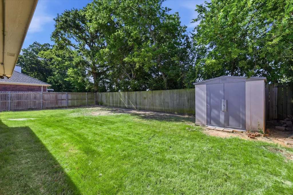5308 Kayanne Lane Denton TX 76208