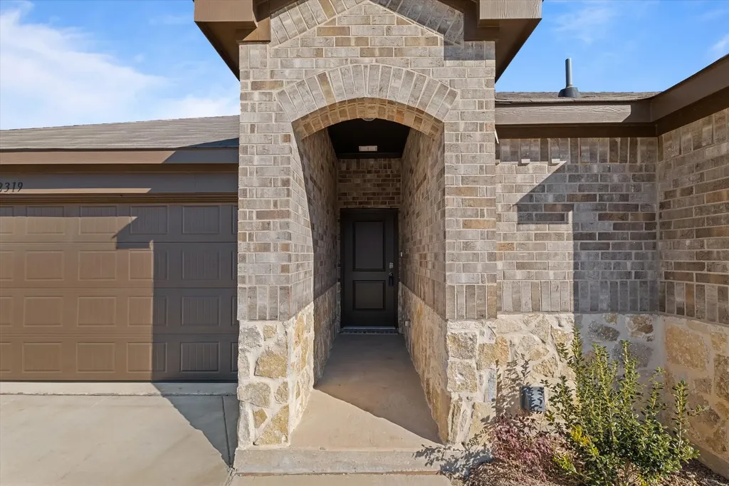 2319 Burleson Road Sherman TX 75090