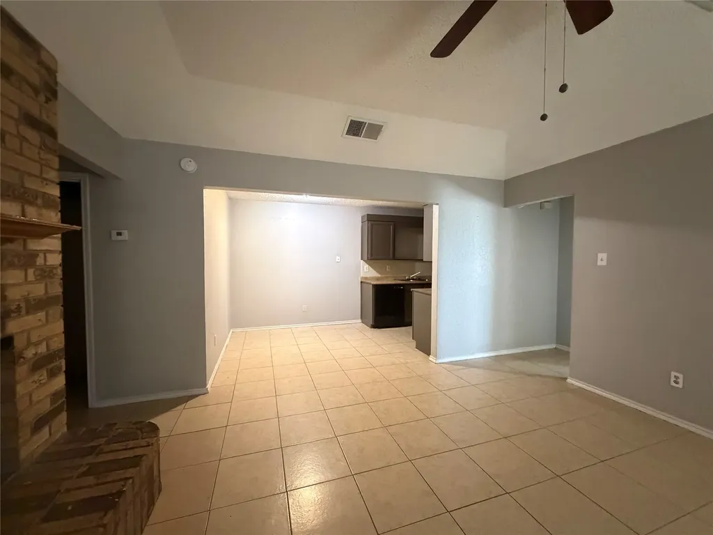 1712 San Rafael Street Fort Worth TX 76134