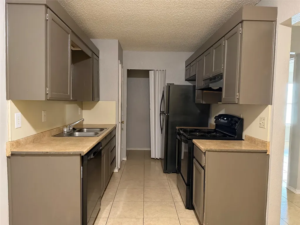 1712 San Rafael Street Fort Worth TX 76134