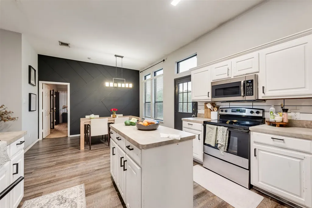 8169 Royal Terrace Lane Fort Worth TX 76120