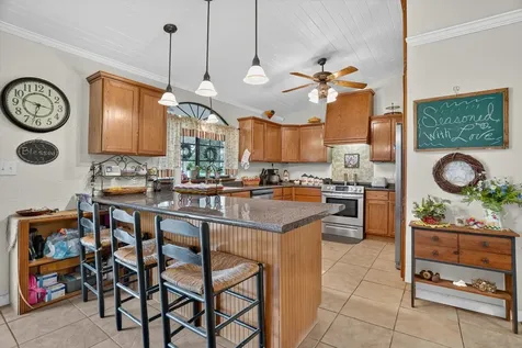 13143 N Highway 281 Perrin TX 76486
