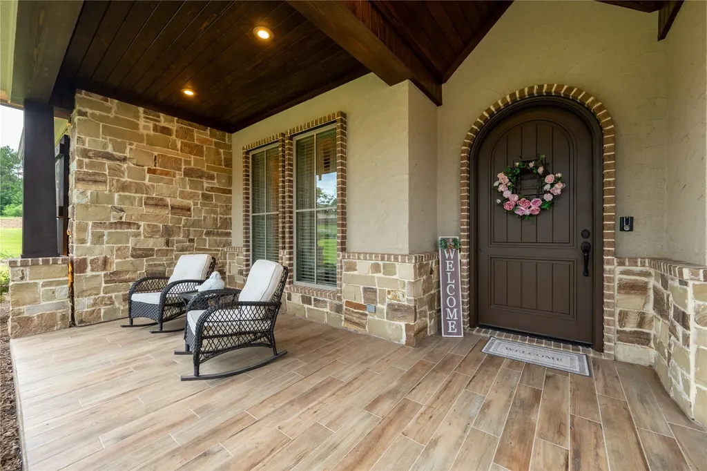 4002 Shadow Ridge Lane Longview TX 75605