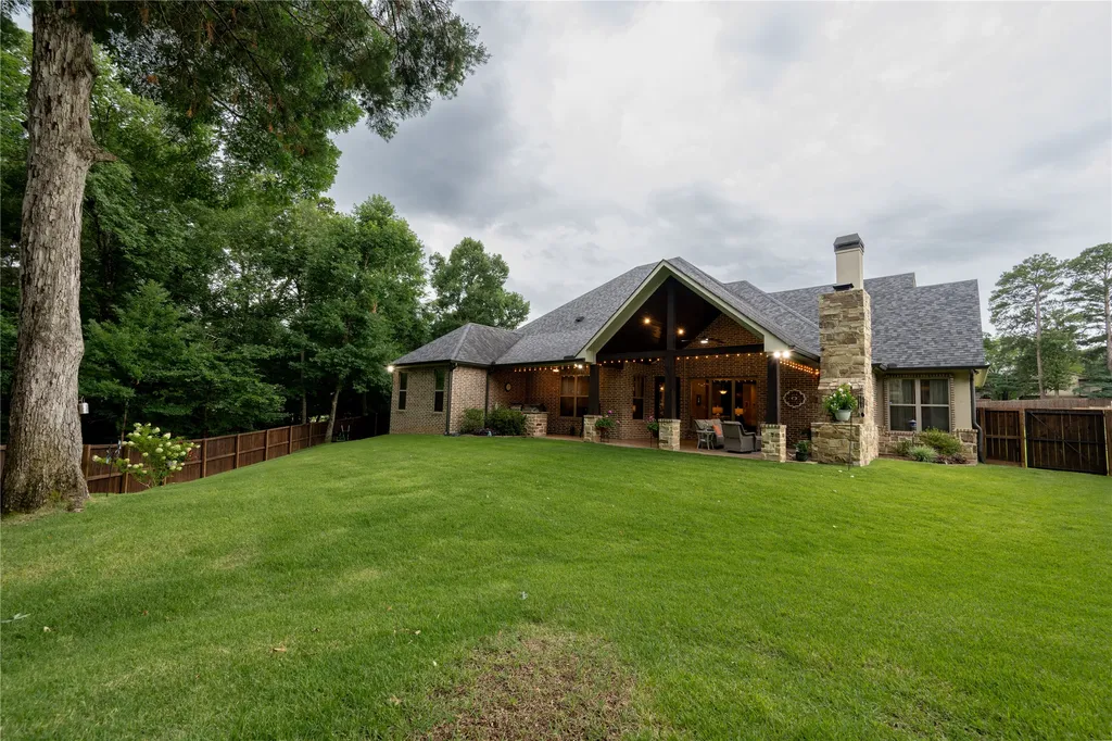 4002 Shadow Ridge Lane Longview TX 75605