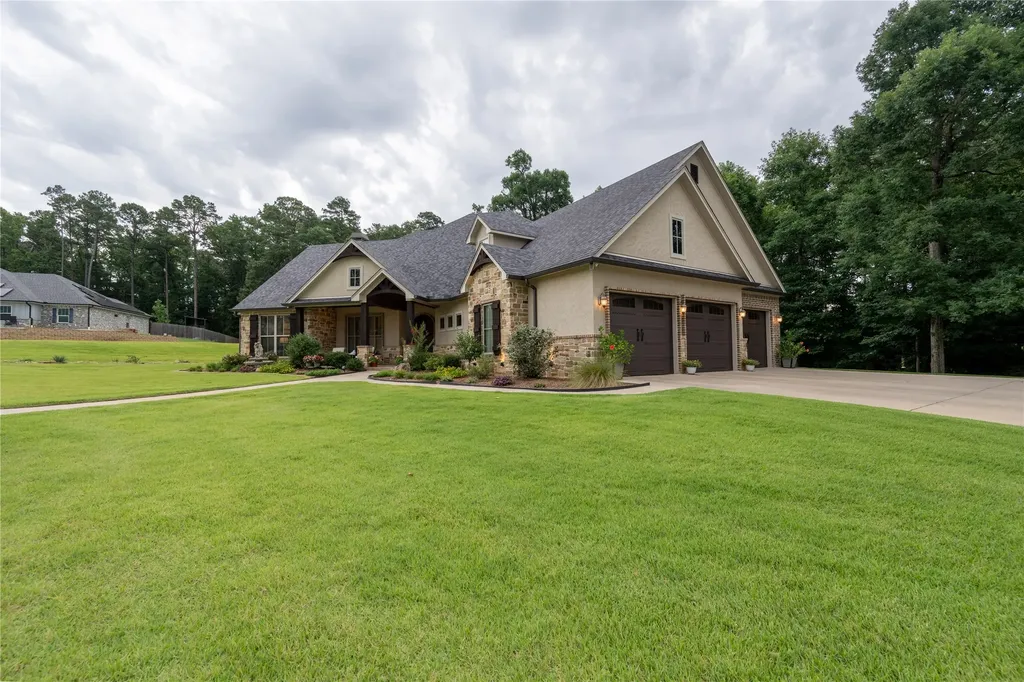 4002 Shadow Ridge Lane Longview TX 75605