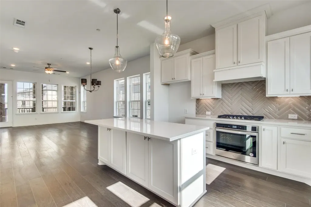 3730 Pelican Rest Way Arlington TX 76005